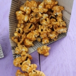 Popcorn w Złotym Karmelu