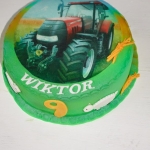 Tort z traktorem