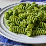 Fusilli al pesto e...